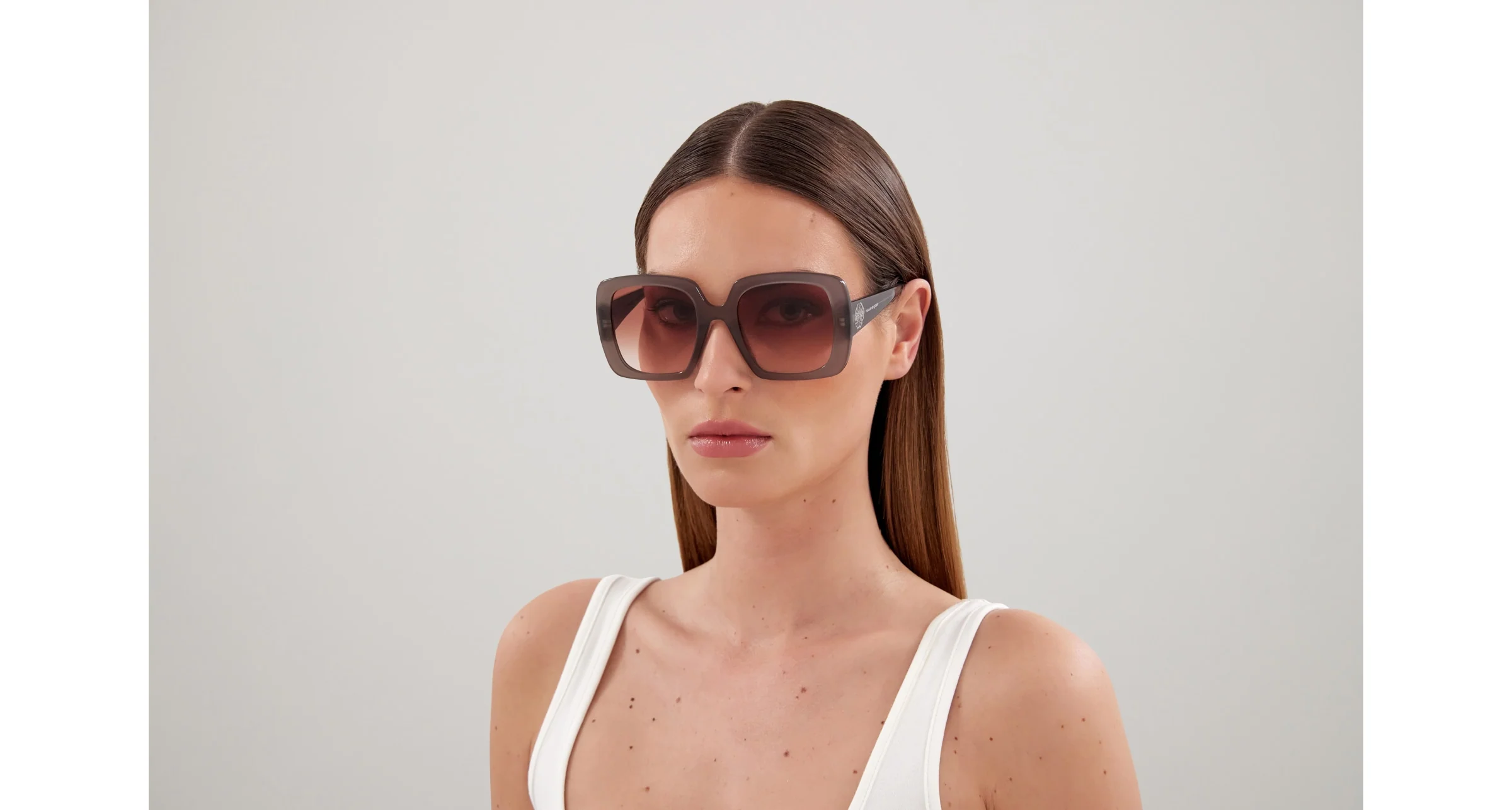 Alexander Mcqueen AM0378S - Image 9
