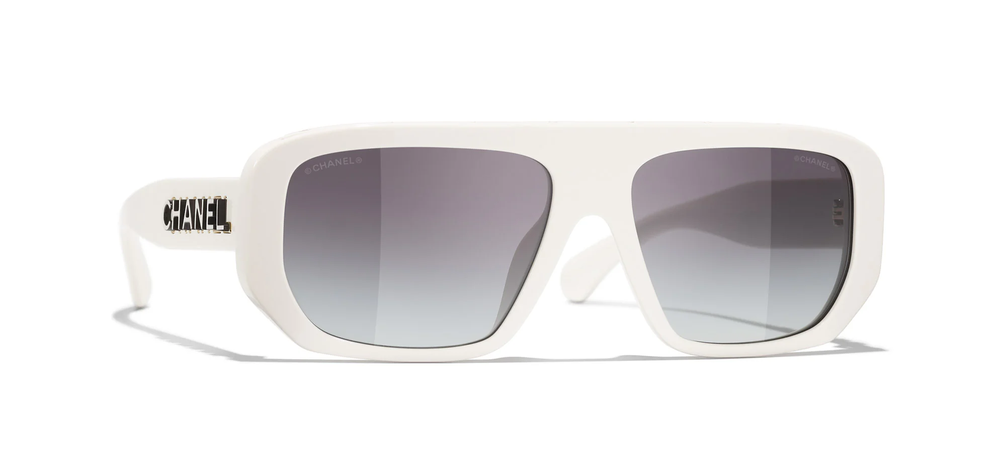 CHANEL 5556U - Image 17