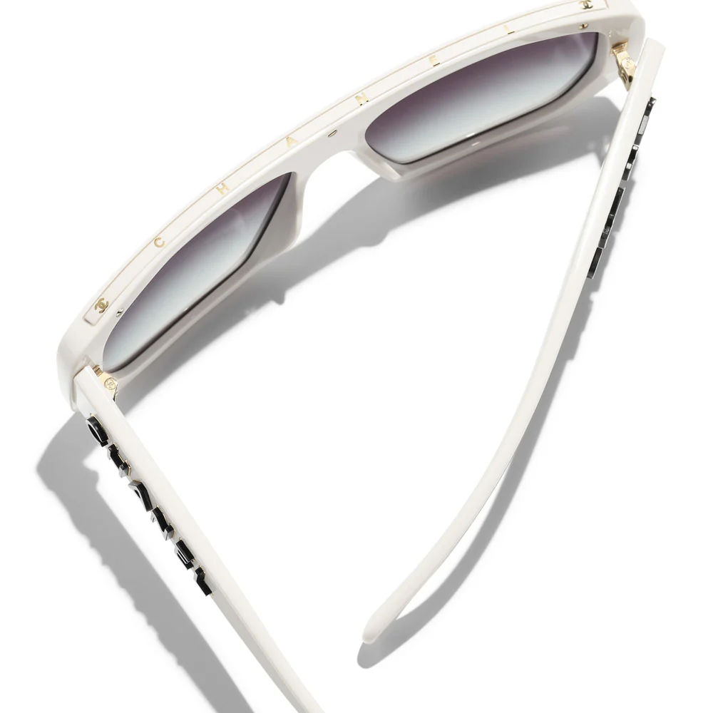 CHANEL 5556U - Image 19